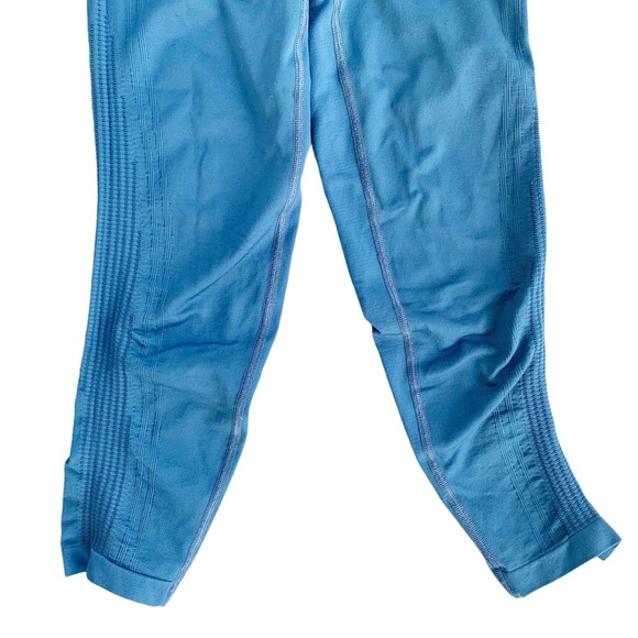 💜 Athleta Mesh Around Seamless Capri Pants S Blue Activewear Athleisure Small - Picture 5 of 10